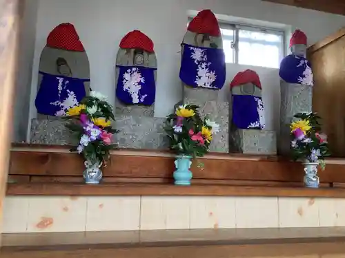 須佐之男社の地蔵