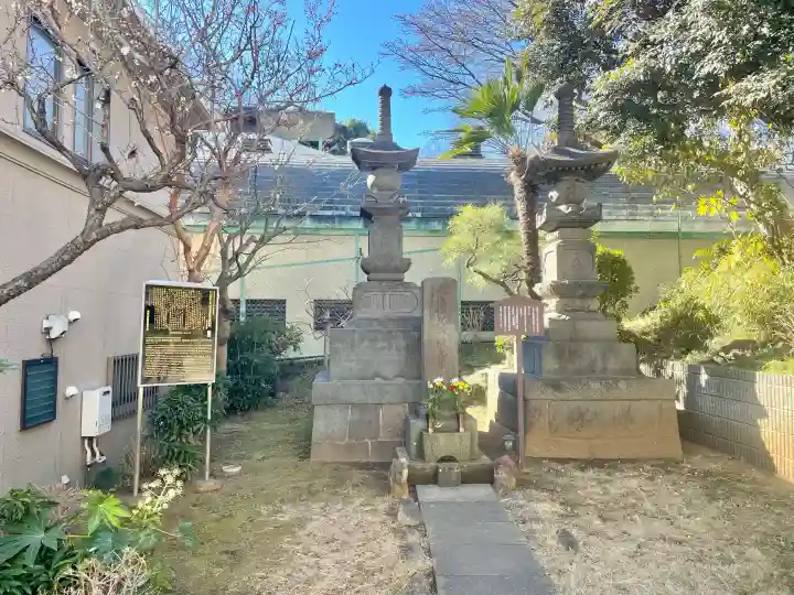 海福寺の{uncategorized: "未分類", other: "その他", undefined: "問題あり", building: "その他建物", grave: "お墓", sacred_gate: "鳥居", guardian: "狛犬", statue: "像", buddha: "仏像", history: "歴史", nature: "自然", garden: "庭園", animal: "動物", pagoda: "塔", temizu: "手水舎", mountain_gate: "山門・神門", sanctuary: "本殿・本堂", subordinate: "末社・摂社", art: "芸術", scenery: "景色", jizo: "地蔵", ema: "絵馬", goshuin: "御朱印", omikuji: "おみくじ", items: "授与品その他", amulet: "お守り", goshuincho: "御朱印帳", eats: "食事", festival: "お祭り", votive_dance: "神楽", shichigosan: "七五三参", wedding: "結婚式", experience: "体験その他", initially: "初詣", around: "周辺", anti_infection: "感染症対策"}