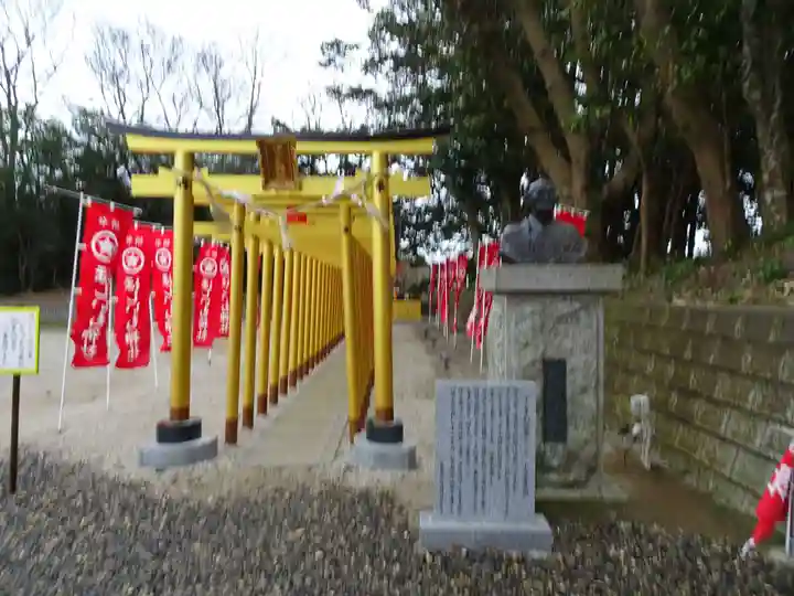 堀出神社の鳥居
