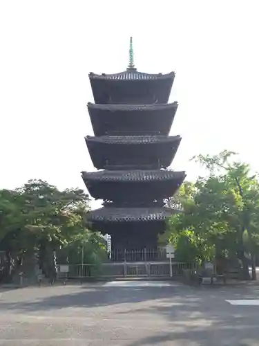 八事山 興正寺の塔