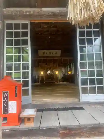 城井八幡社の本殿・本堂