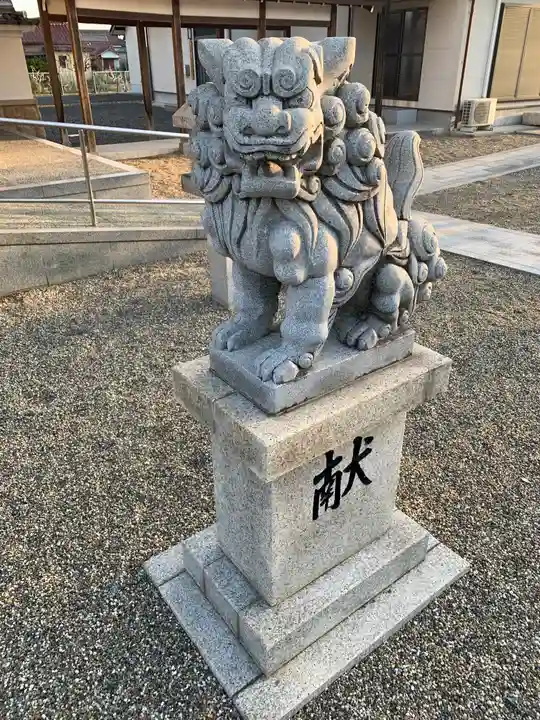 日置八幡宮の狛犬