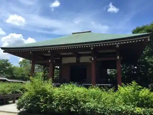 中宮寺の本殿