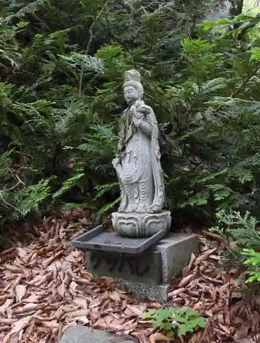 見入山観音堂の仏像