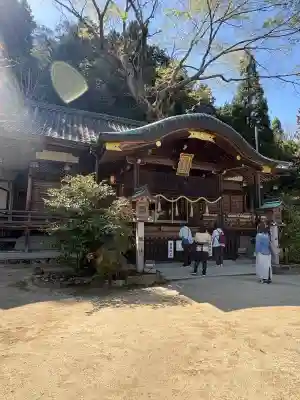 葛城一言主神社の{uncategorized: "未分類", other: "その他", undefined: "問題あり", building: "その他建物", grave: "お墓", sacred_gate: "鳥居", guardian: "狛犬", statue: "像", buddha: "仏像", history: "歴史", nature: "自然", garden: "庭園", animal: "動物", pagoda: "塔", temizu: "手水舎", mountain_gate: "山門・神門", sanctuary: "本殿・本堂", subordinate: "末社・摂社", art: "芸術", scenery: "景色", jizo: "地蔵", ema: "絵馬", goshuin: "御朱印", omikuji: "おみくじ", items: "授与品その他", amulet: "お守り", goshuincho: "御朱印帳", eats: "食事", festival: "お祭り", votive_dance: "神楽", shichigosan: "七五三参", wedding: "結婚式", experience: "体験その他", initially: "初詣", around: "周辺", anti_infection: "感染症対策"}