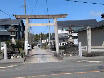 子守神社の{uncategorized: "未分類", other: "その他", undefined: "問題あり", building: "その他建物", grave: "お墓", sacred_gate: "鳥居", guardian: "狛犬", statue: "像", buddha: "仏像", history: "歴史", nature: "自然", garden: "庭園", animal: "動物", pagoda: "塔", temizu: "手水舎", mountain_gate: "山門・神門", sanctuary: "本殿・本堂", subordinate: "末社・摂社", art: "芸術", scenery: "景色", jizo: "地蔵", ema: "絵馬", goshuin: "御朱印", omikuji: "おみくじ", items: "授与品その他", amulet: "お守り", goshuincho: "御朱印帳", eats: "食事", festival: "お祭り", votive_dance: "神楽", shichigosan: "七五三参", wedding: "結婚式", experience: "体験その他", initially: "初詣", around: "周辺", anti_infection: "感染症対策"}