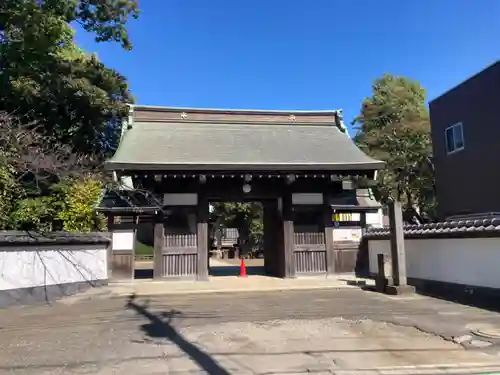 三会寺の山門