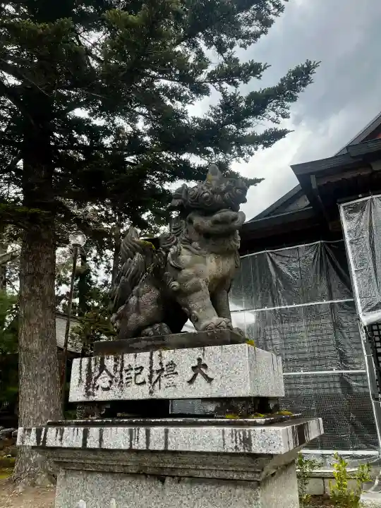 谷地八幡宮の{uncategorized: "未分類", other: "その他", undefined: "問題あり", building: "その他建物", grave: "お墓", sacred_gate: "鳥居", guardian: "狛犬", statue: "像", buddha: "仏像", history: "歴史", nature: "自然", garden: "庭園", animal: "動物", pagoda: "塔", temizu: "手水舎", mountain_gate: "山門・神門", sanctuary: "本殿・本堂", subordinate: "末社・摂社", art: "芸術", scenery: "景色", jizo: "地蔵", ema: "絵馬", goshuin: "御朱印", omikuji: "おみくじ", items: "授与品その他", amulet: "お守り", goshuincho: "御朱印帳", eats: "食事", festival: "お祭り", votive_dance: "神楽", shichigosan: "七五三参", wedding: "結婚式", experience: "体験その他", initially: "初詣", around: "周辺", anti_infection: "感染症対策"}