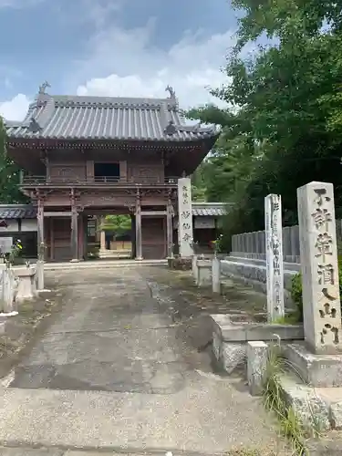 妙仙寺の山門・神門