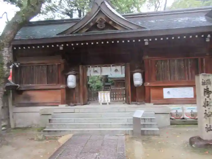 四條畷神社の本殿・本堂