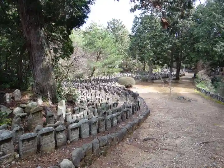 石塔寺(滋賀県)