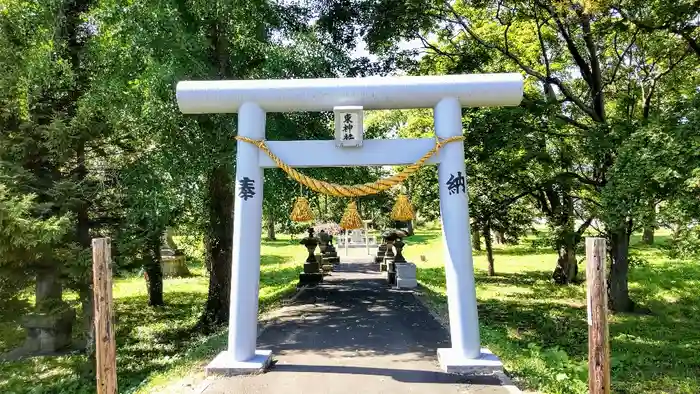 東神社の鳥居