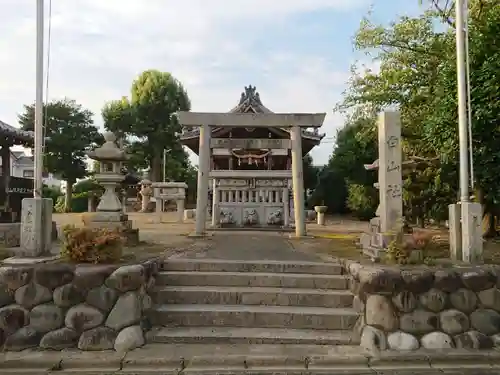 白山社（日下部白山社）の鳥居