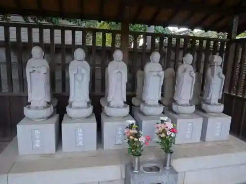 長遠寺の地蔵