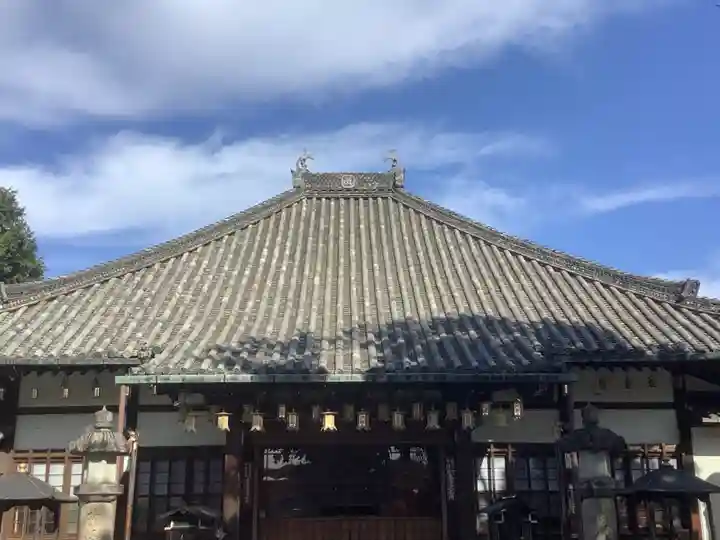 八事山 興正寺の本殿・本堂