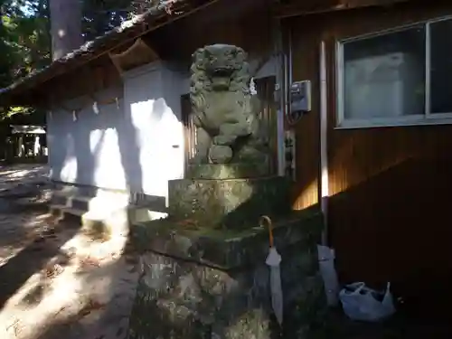 原地神社の狛犬