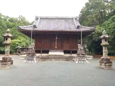 泙野神社の本殿・本堂