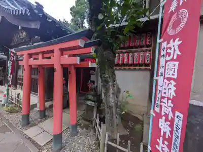 花園稲荷神社の末社・摂社