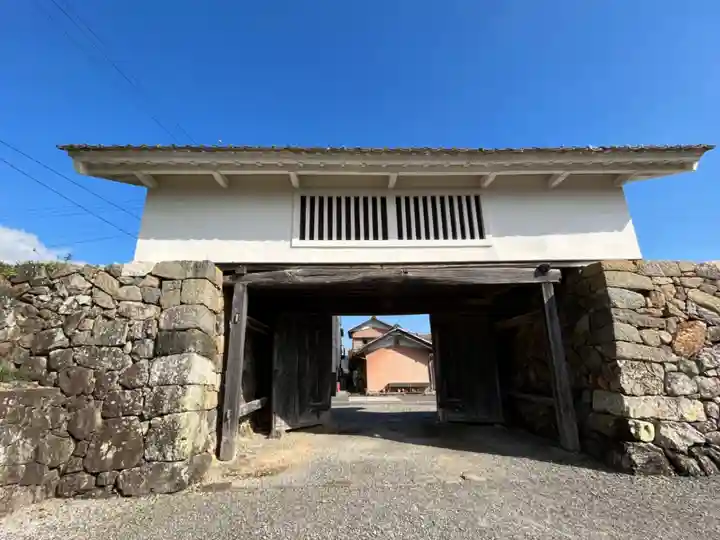 禅幢寺の山門・神門
