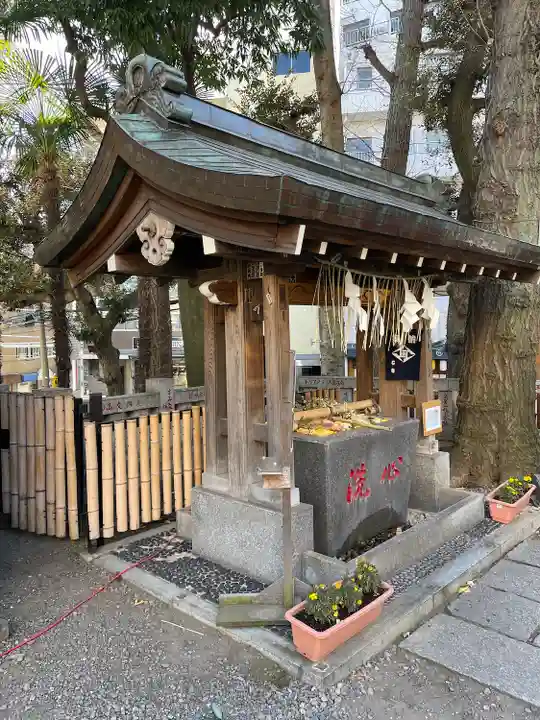高円寺氷川神社の手水舎