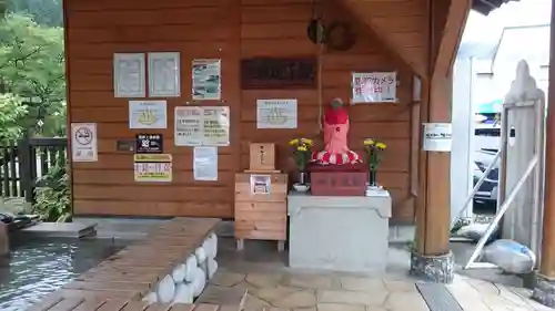 親子地蔵尊のその他建物