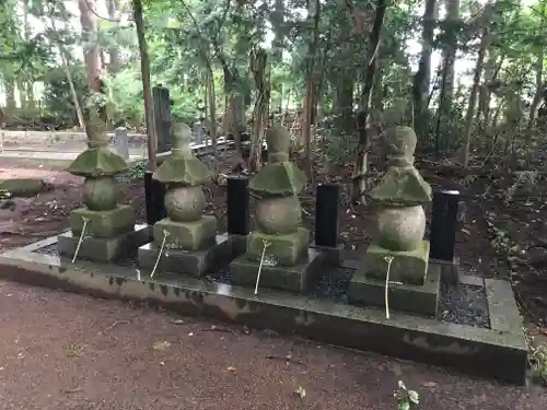 日高神社のお墓