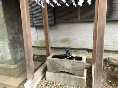 虎狛神社の手水舎