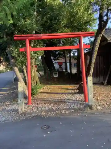 稲荷神社・子宝稲荷の鳥居