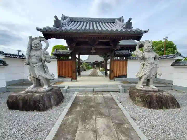 長福寺福寿院の山門・神門