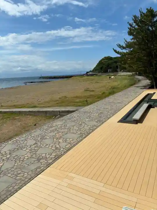 土肥神社の{uncategorized: "未分類", other: "その他", undefined: "問題あり", building: "その他建物", grave: "お墓", sacred_gate: "鳥居", guardian: "狛犬", statue: "像", buddha: "仏像", history: "歴史", nature: "自然", garden: "庭園", animal: "動物", pagoda: "塔", temizu: "手水舎", mountain_gate: "山門・神門", sanctuary: "本殿・本堂", subordinate: "末社・摂社", art: "芸術", scenery: "景色", jizo: "地蔵", ema: "絵馬", goshuin: "御朱印", omikuji: "おみくじ", items: "授与品その他", amulet: "お守り", goshuincho: "御朱印帳", eats: "食事", festival: "お祭り", votive_dance: "神楽", shichigosan: "七五三参", wedding: "結婚式", experience: "体験その他", initially: "初詣", around: "周辺", anti_infection: "感染症対策"}