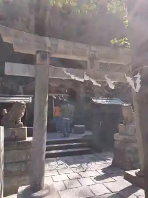 銭洗弁財天宇賀福神社(神奈川県)