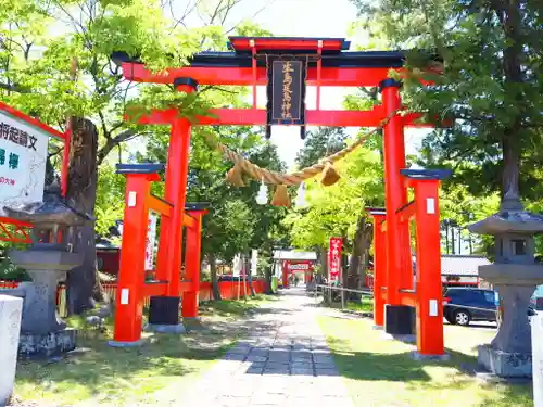 生島足島神社の鳥居