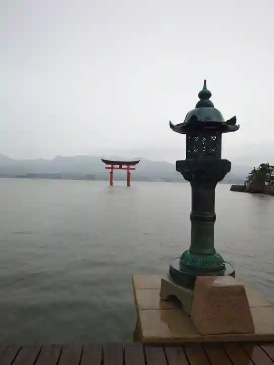 厳島神社(広島県)