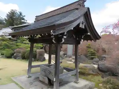 養学院の手水舎
