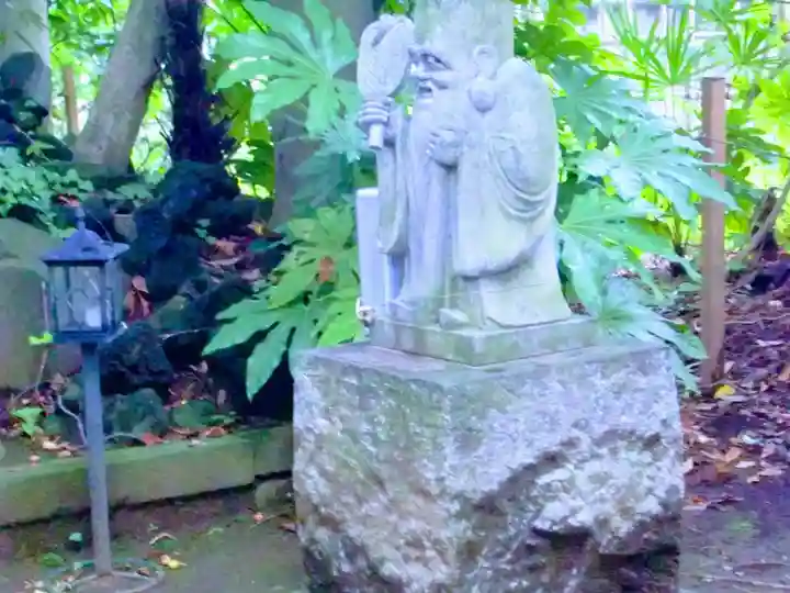 麻賀多神社の像