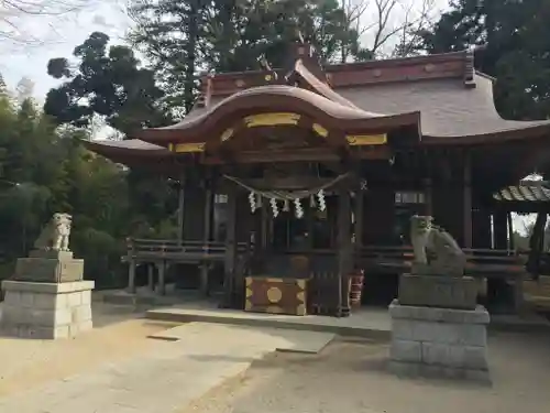 素鵞神社の本殿・本堂