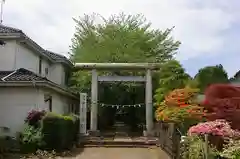 中氷川神社の鳥居