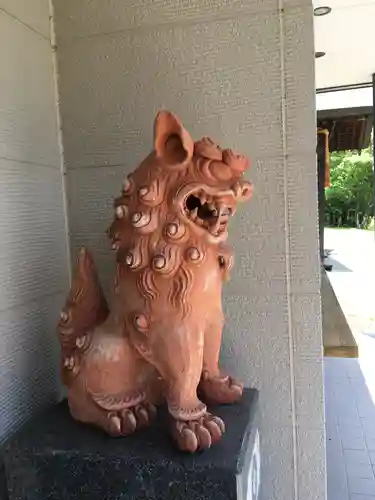 夕張神社の狛犬