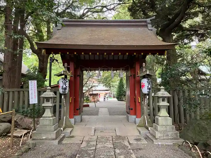 大宮八幡宮の山門・神門