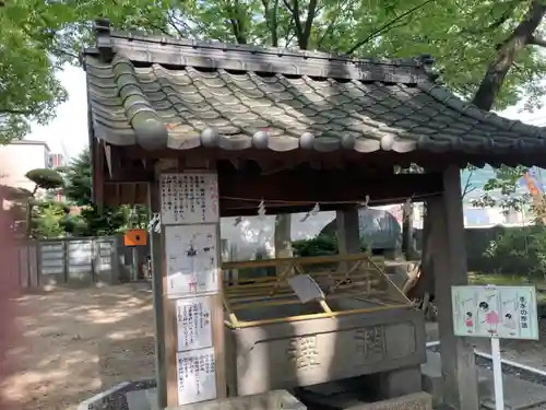 高忍日賣神社の手水舎