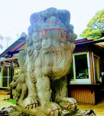 厳島神社（港町弁財天）の狛犬