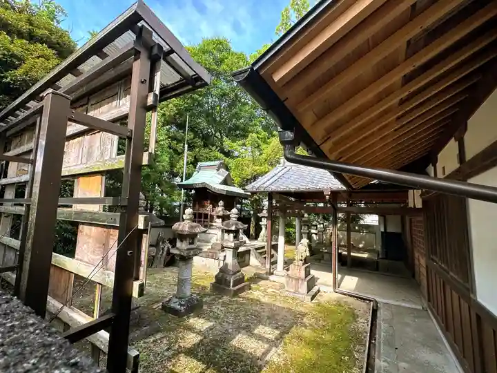 西宮神社(奈良県)