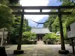 白鳥神社の鳥居