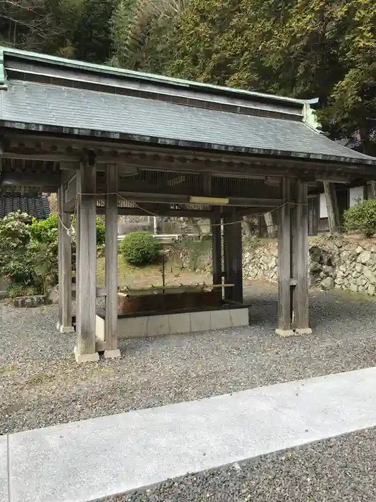 三隅神社の手水舎