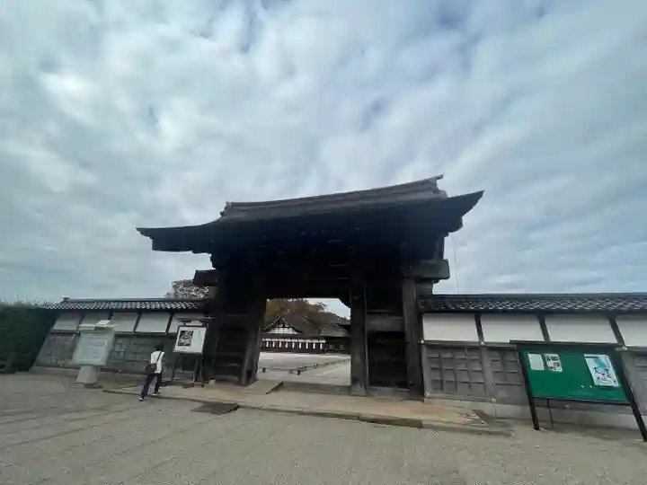 瑞龍寺(富山県)