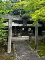 樹下社(新日吉神宮境内社)の{uncategorized: "未分類", other: "その他", undefined: "問題あり", building: "その他建物", grave: "お墓", sacred_gate: "鳥居", guardian: "狛犬", statue: "像", buddha: "仏像", history: "歴史", nature: "自然", garden: "庭園", animal: "動物", pagoda: "塔", temizu: "手水舎", mountain_gate: "山門・神門", sanctuary: "本殿・本堂", subordinate: "末社・摂社", art: "芸術", scenery: "景色", jizo: "地蔵", ema: "絵馬", goshuin: "御朱印", omikuji: "おみくじ", items: "授与品その他", amulet: "お守り", goshuincho: "御朱印帳", eats: "食事", festival: "お祭り", votive_dance: "神楽", shichigosan: "七五三参", wedding: "結婚式", experience: "体験その他", initially: "初詣", around: "周辺", anti_infection: "感染症対策"}