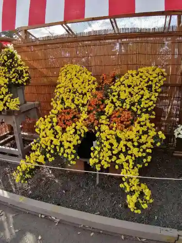 一言主神社の庭園