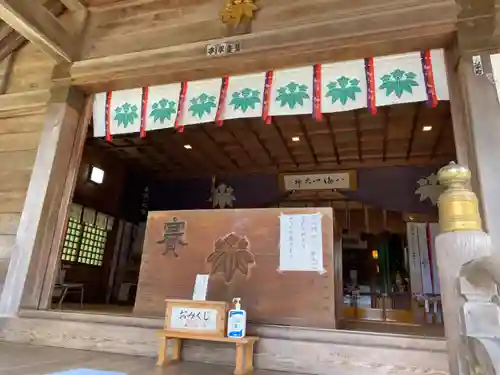 八海山尊神社の本殿