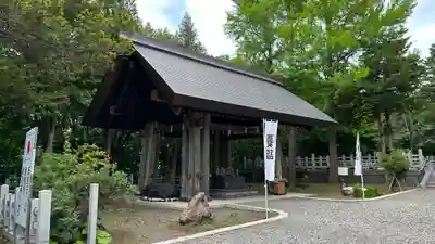 上川神社の手水舎