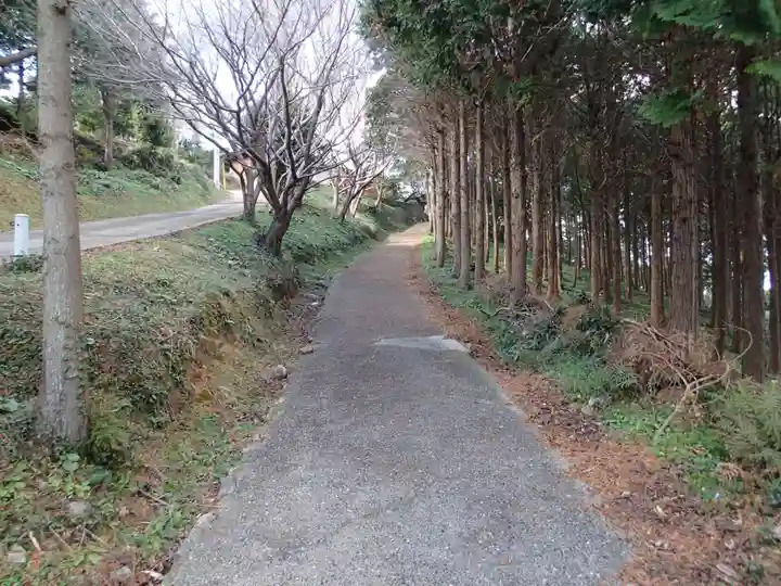 本宮八幡神社の周辺